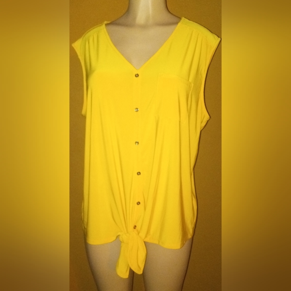 Women's XL Quality Sleeveless Top
